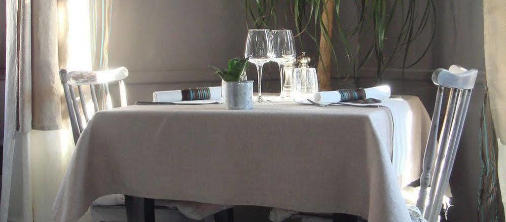Logis Hotel Restaurant L'Auberge Du Chateau Muret-le-Chateau Luaran gambar